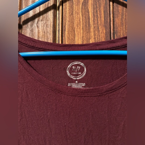 EUC Maurice’s long sleeve top - Picture 2 of 2